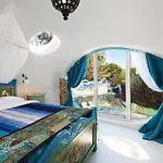 Euphoria Art Land - The Blue House Дом отдыха