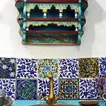 Дом отдыха Euphoria Art Land - The Blue House Лимасол