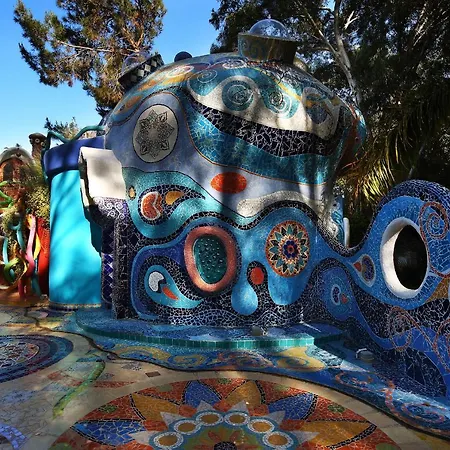 Semesterbostad Euphoria Art Land - The Blue House *