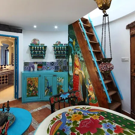 Tatil Evi Euphoria Art Land - The Blue House *
