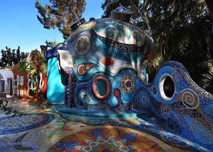 Semesterbostad Euphoria Art Land - The Blue House *