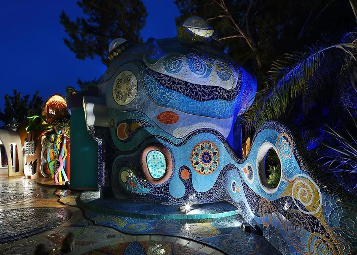 Euphoria Art Land - The Blue House