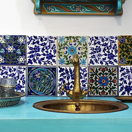 Euphoria Art Land - The Blue House *