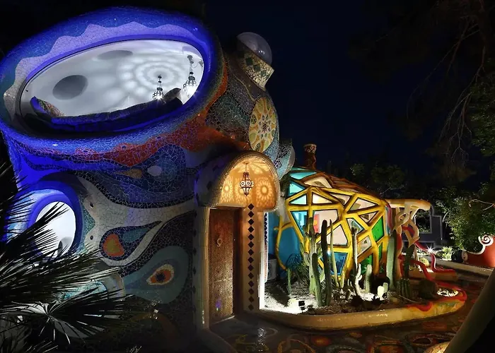 Euphoria Art Land - The Blue House *