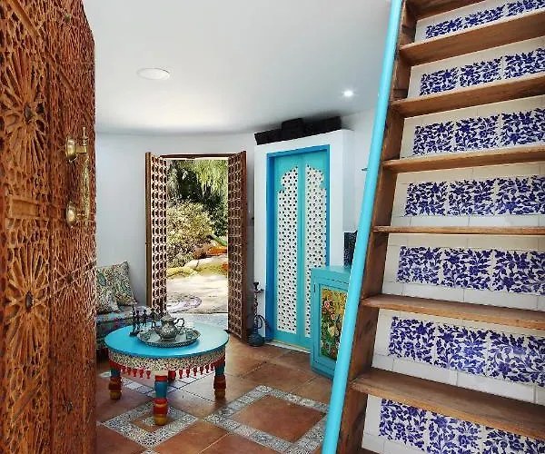 Prázdninový dům Euphoria Art Land - The Blue House