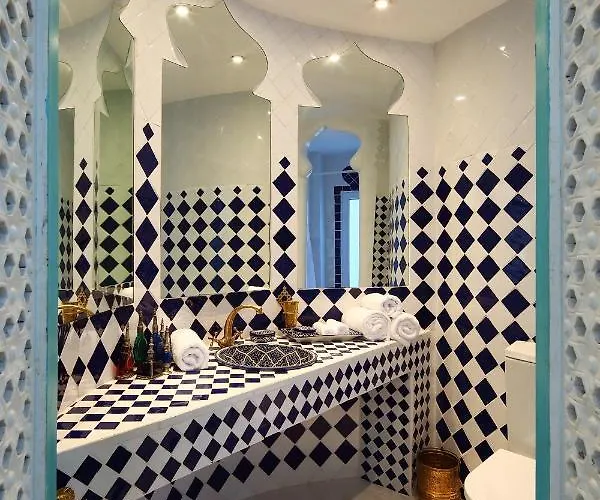 Euphoria Art Land - The Blue House * Lemesos